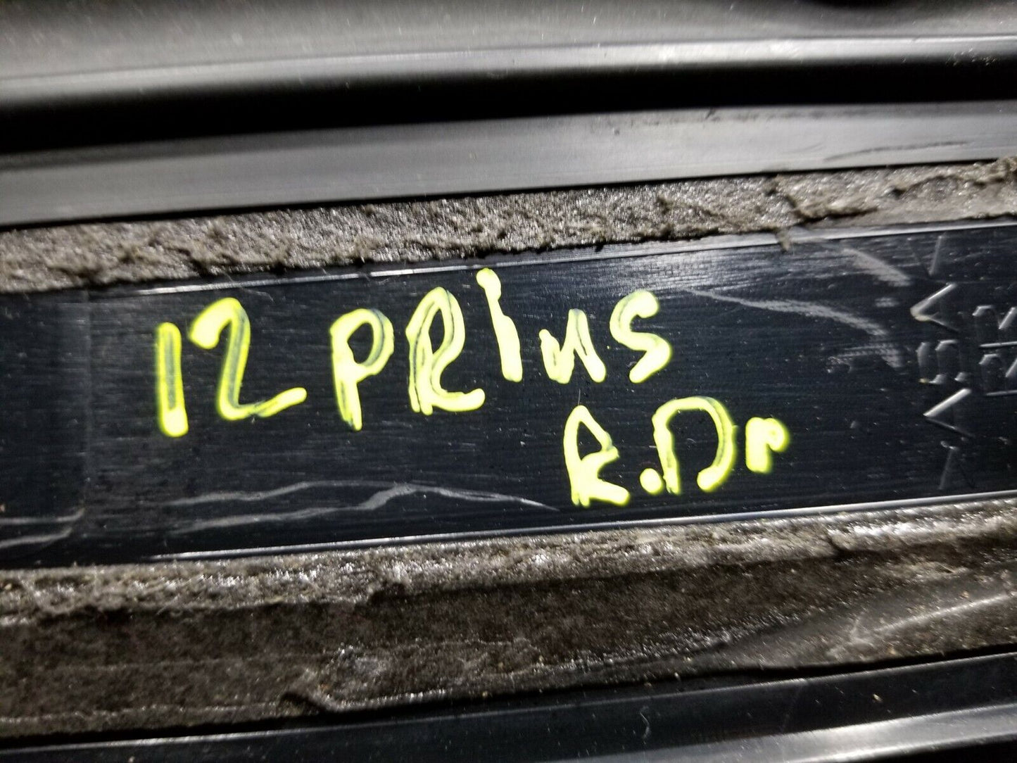 12 13 14 15 Toyota Prius Rear Left Driver Side Door B Pillar Trim Molding OEM