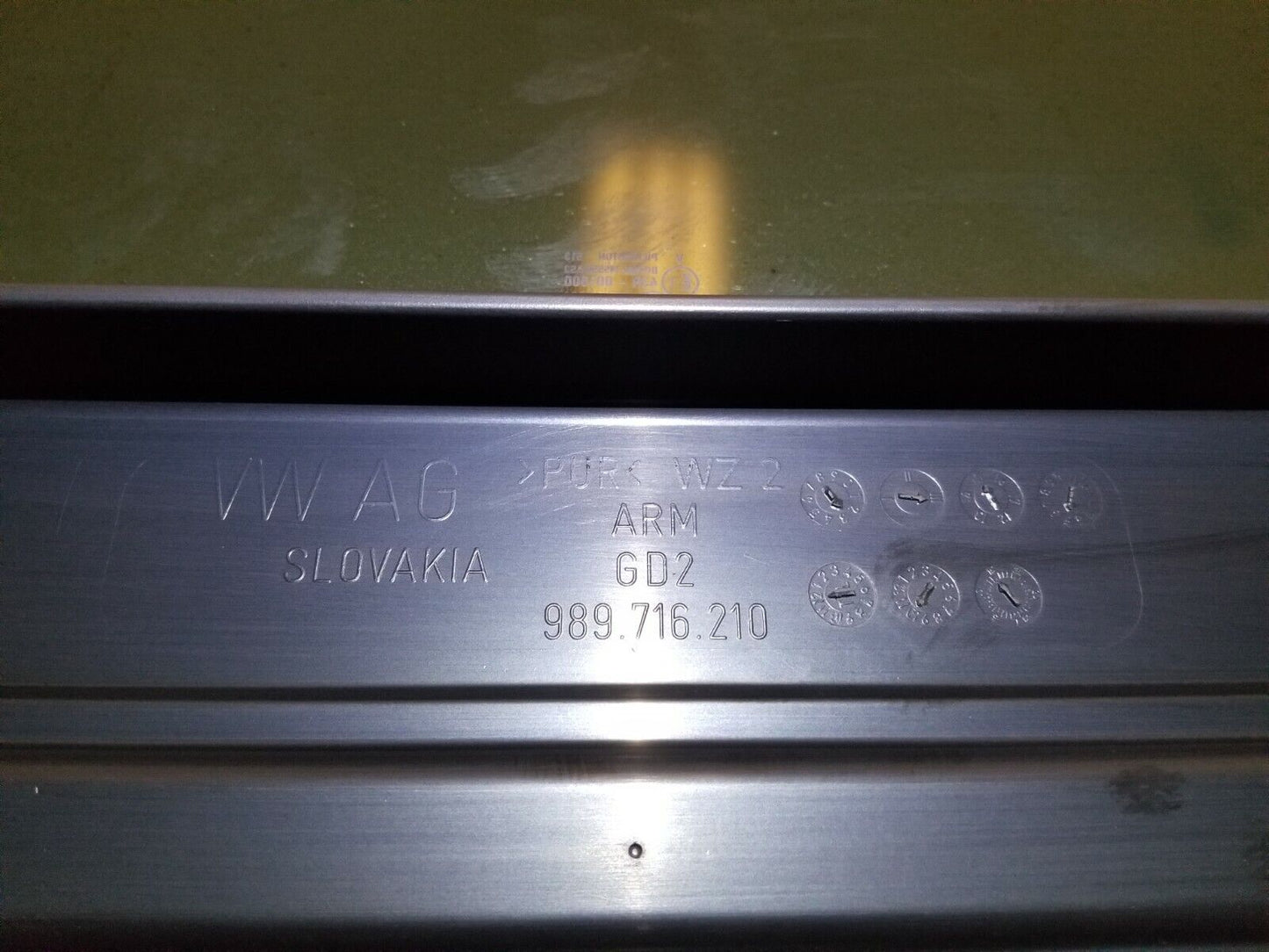 11 12 13 14 15  Audi Q7 Center Middle Sunroof Sun Roof Glass Panel OEM