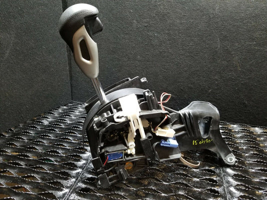 2015 Honda Civic Gear Shifter Shift Selector Lever W/ Knob OEM 51k Miles
