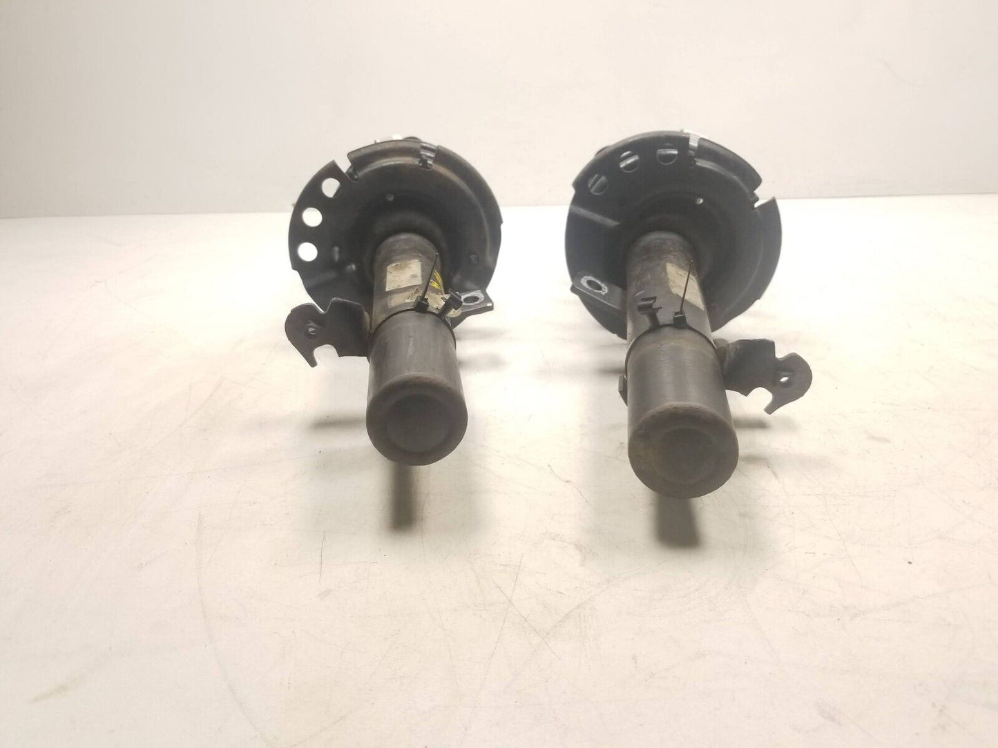 17 18 19 Ford Escape Front Shock Strut Absorber Pair 1.5l OEM