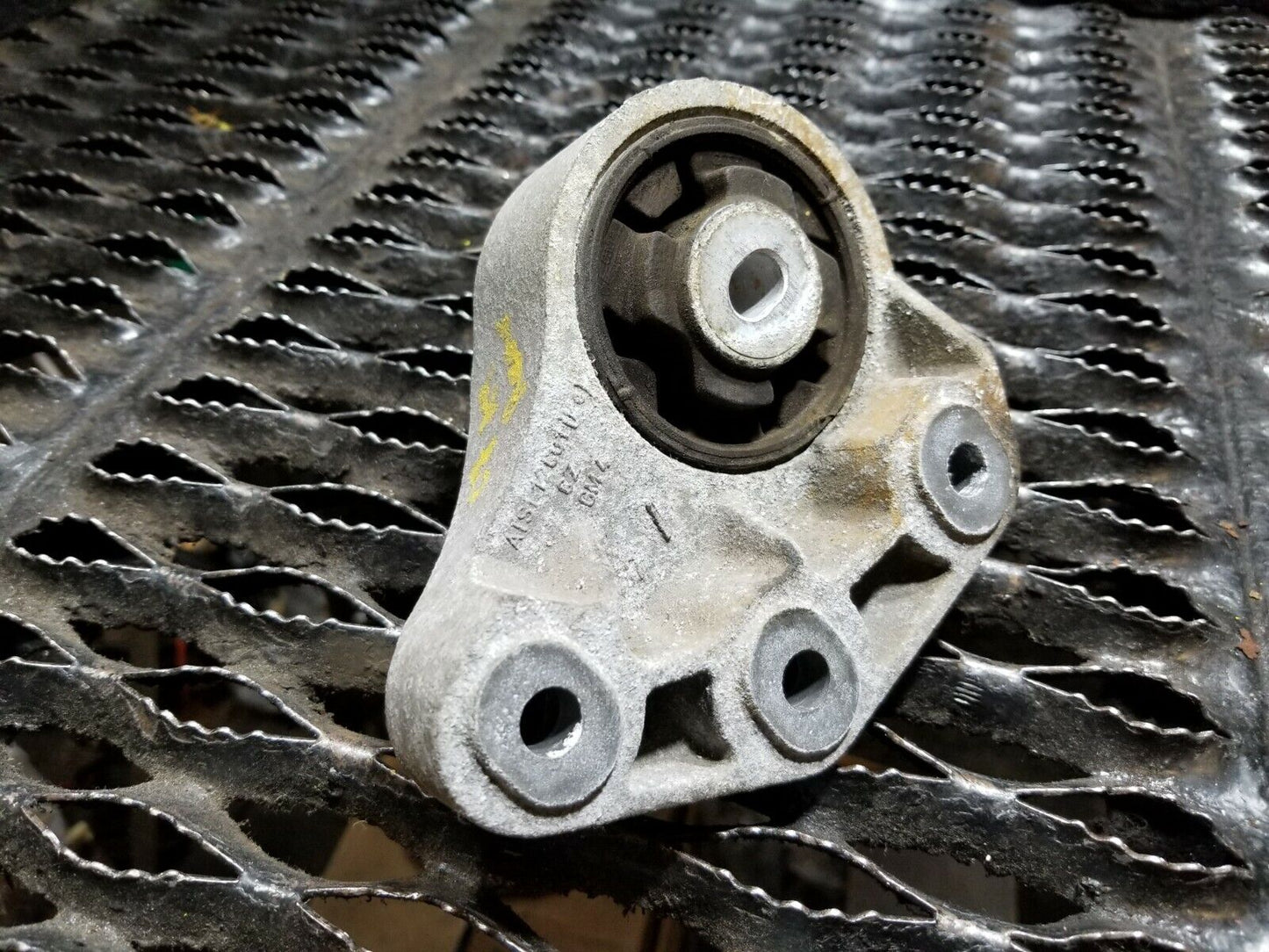 06 07 08 Audi A4 Differential Mount 8e0599125 OEM 85k Miles