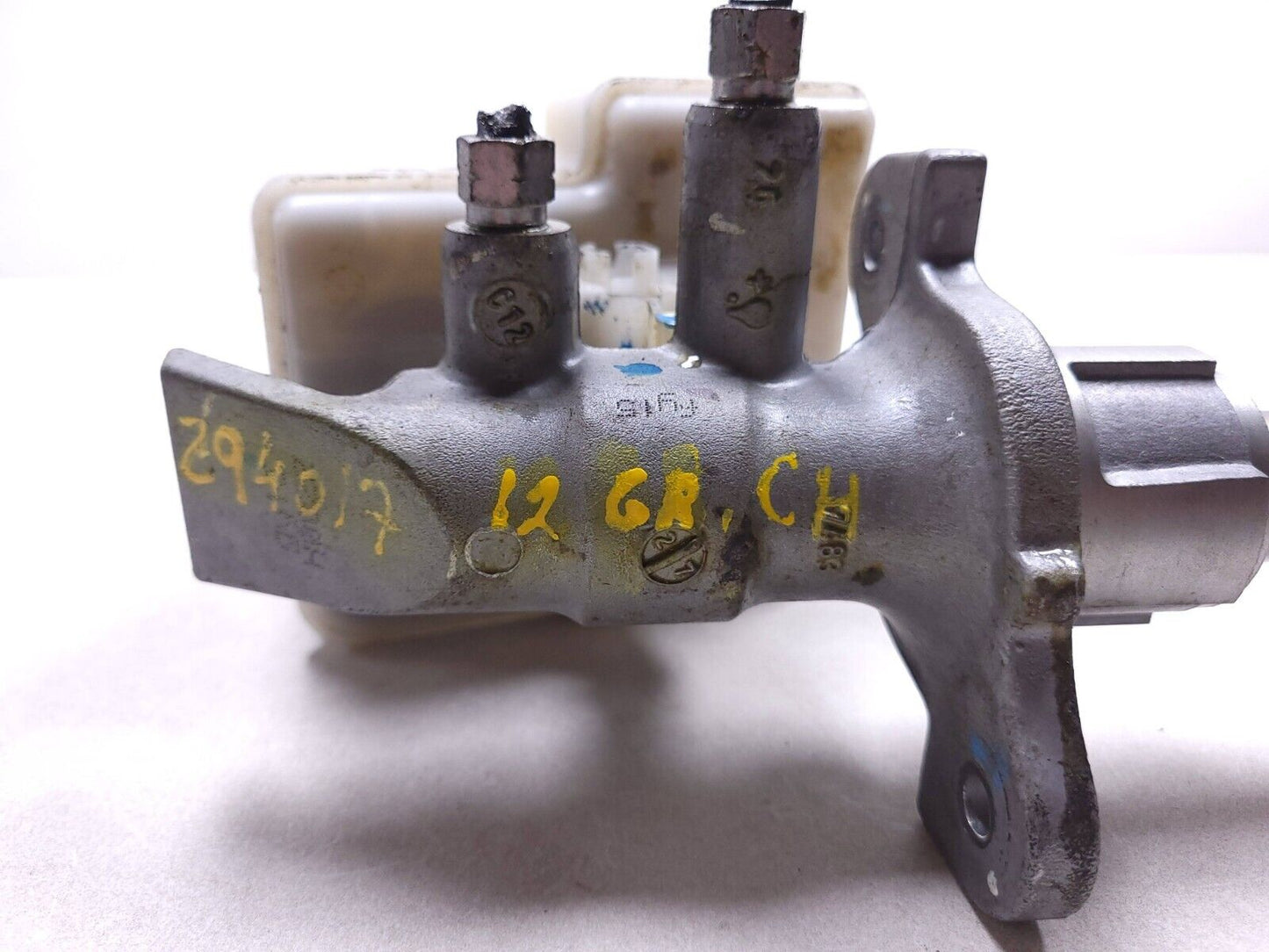 11 12 13 Jeep Grand Cherokee Brake Master Cylinder 3.6l OEM