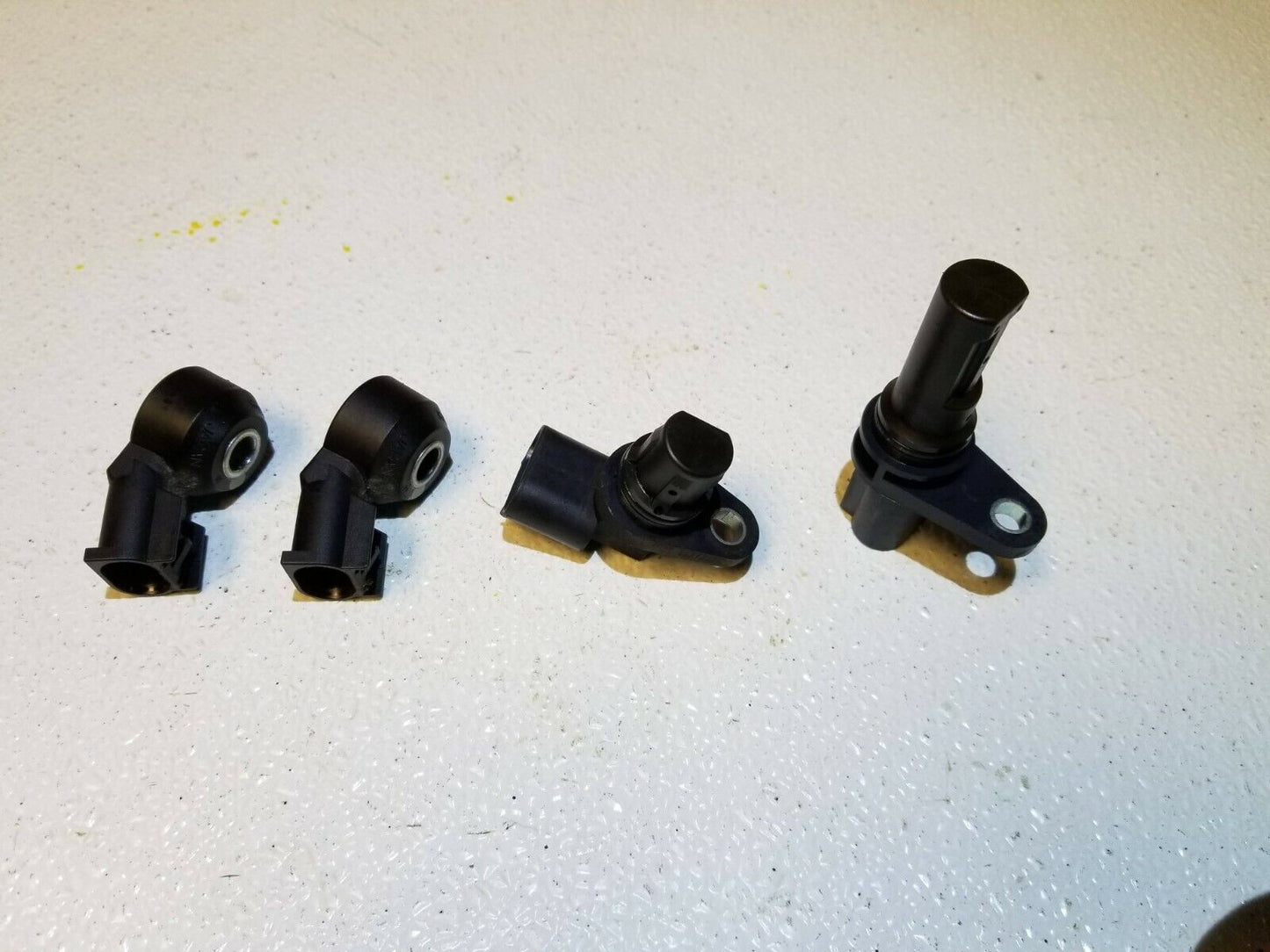 07 08 09 10 11 Cadillac DTS 4.6l Knock Crankshaft Camshaft Sensor 4pcs OEM