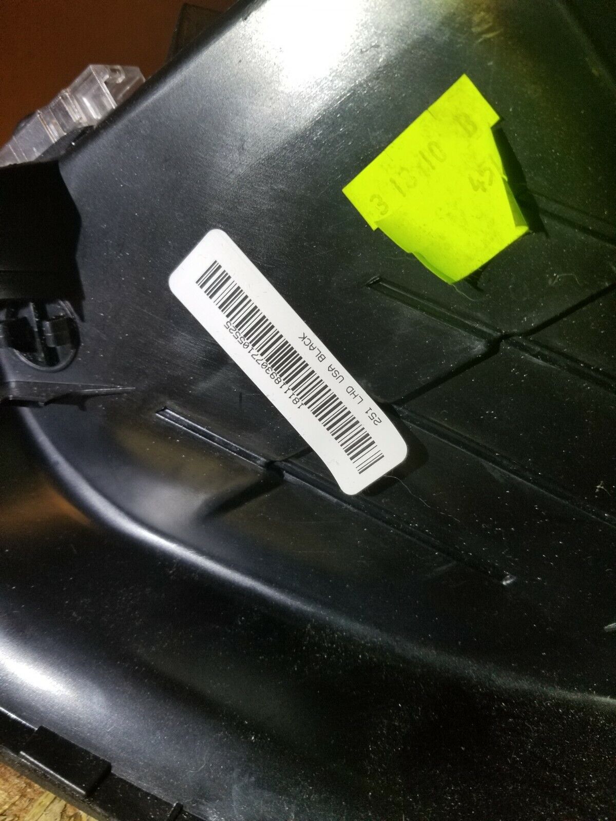 07 08 09 10 Mercedes R350 Glove Box OEM