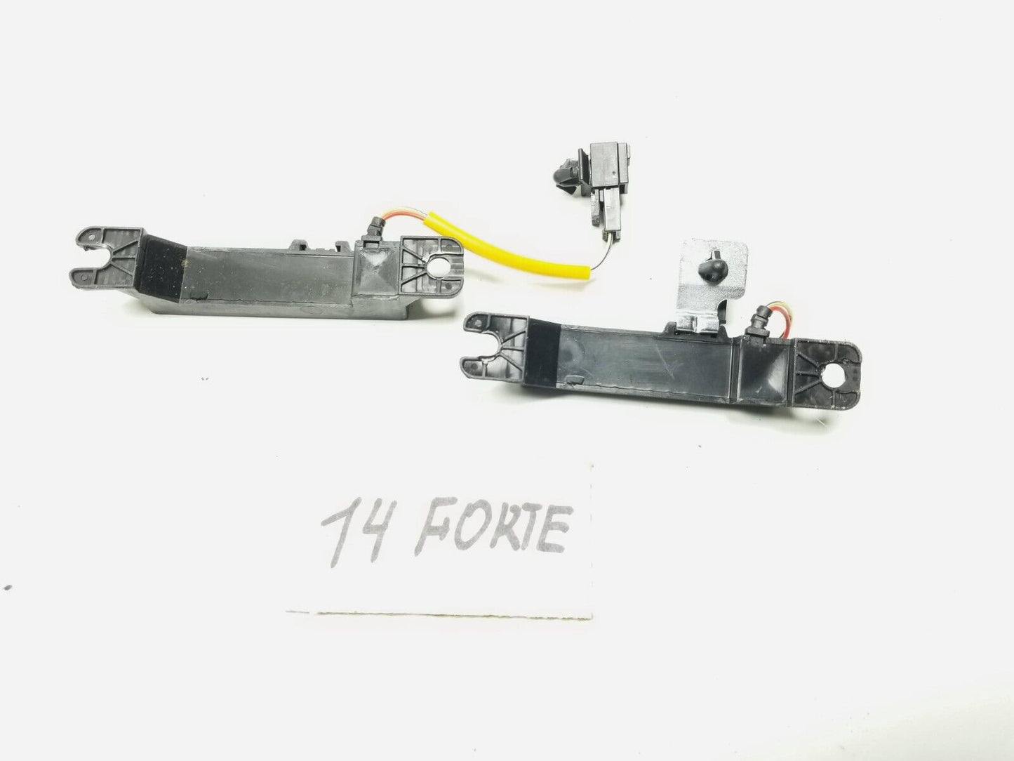 14 15 16 Kia Forte Smartkey Antenna  2pcs OEM