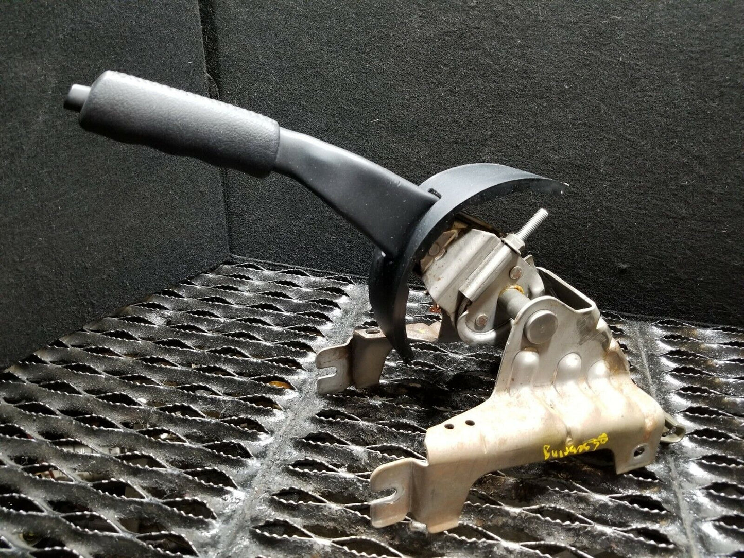 04 05 06 Chrysler Sebring Convertible Emergency Parking Brake Handle OEM