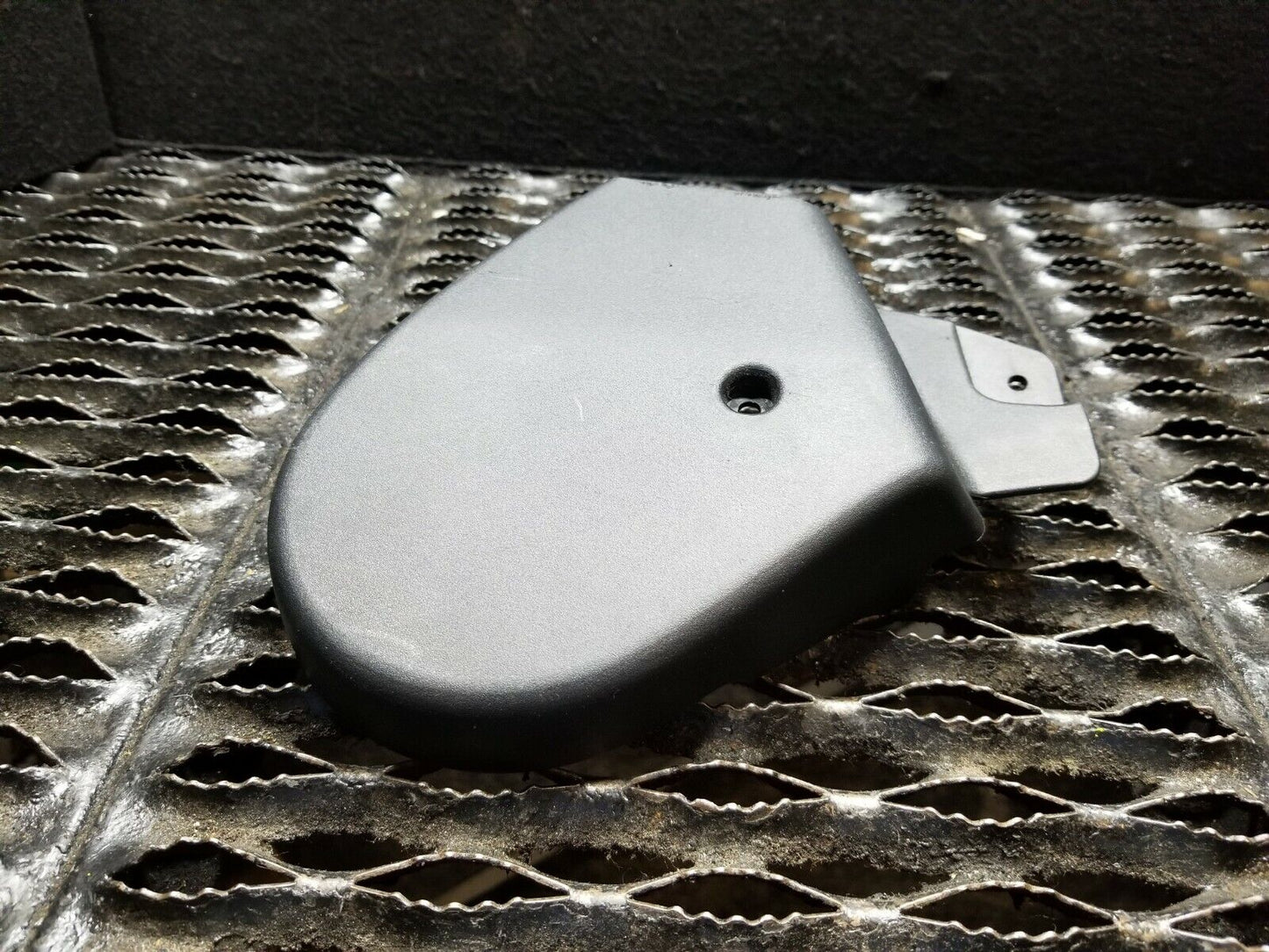 16 17 Dodge Challenger SRT Scat Front Right Pass Seat Trim Cover Bezel OEM 12k