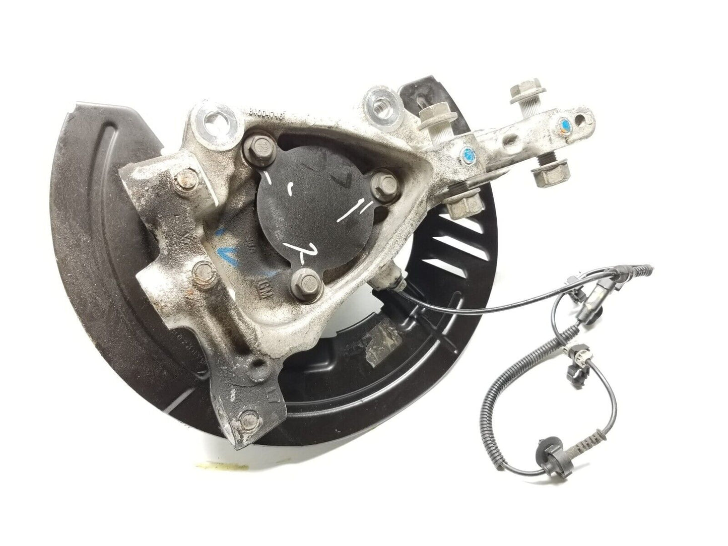 17 18 19 20 Chevrolet Camaro 3.7l Front Left Driver Side Spindle Knuckle Hub OEM