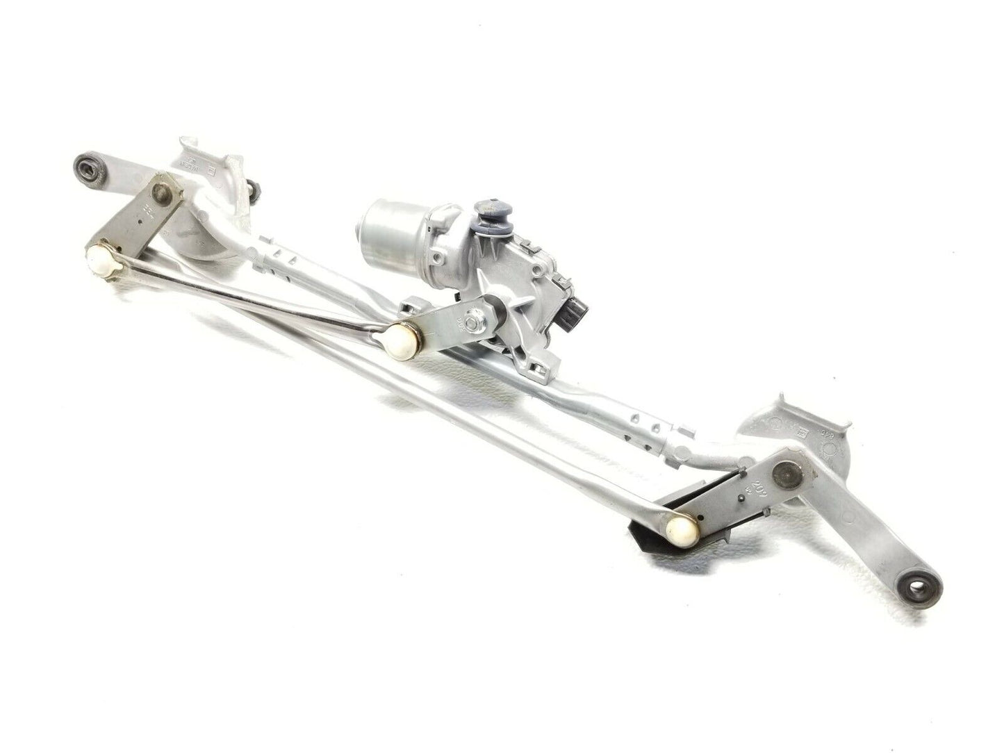 19 20 Chevy Blazer Rs Windshield Wiper Motor W/ Linkage OEM 11k Miles
