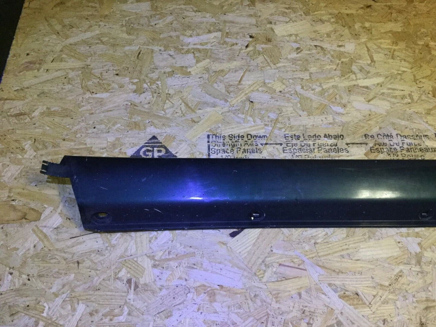 99 00 01 02 03 Mercedes W163 Ml320 Rocker Panel Skirt Molding Driver Side OEM