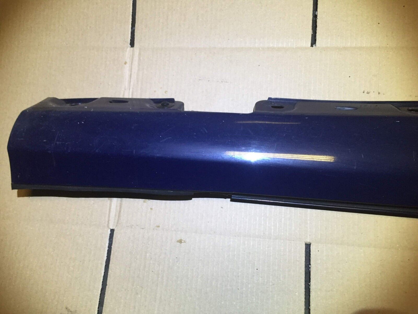 04 05 Mercedes Benz C240 Rocker Panel Skirt Molding Right Pass Side OEM