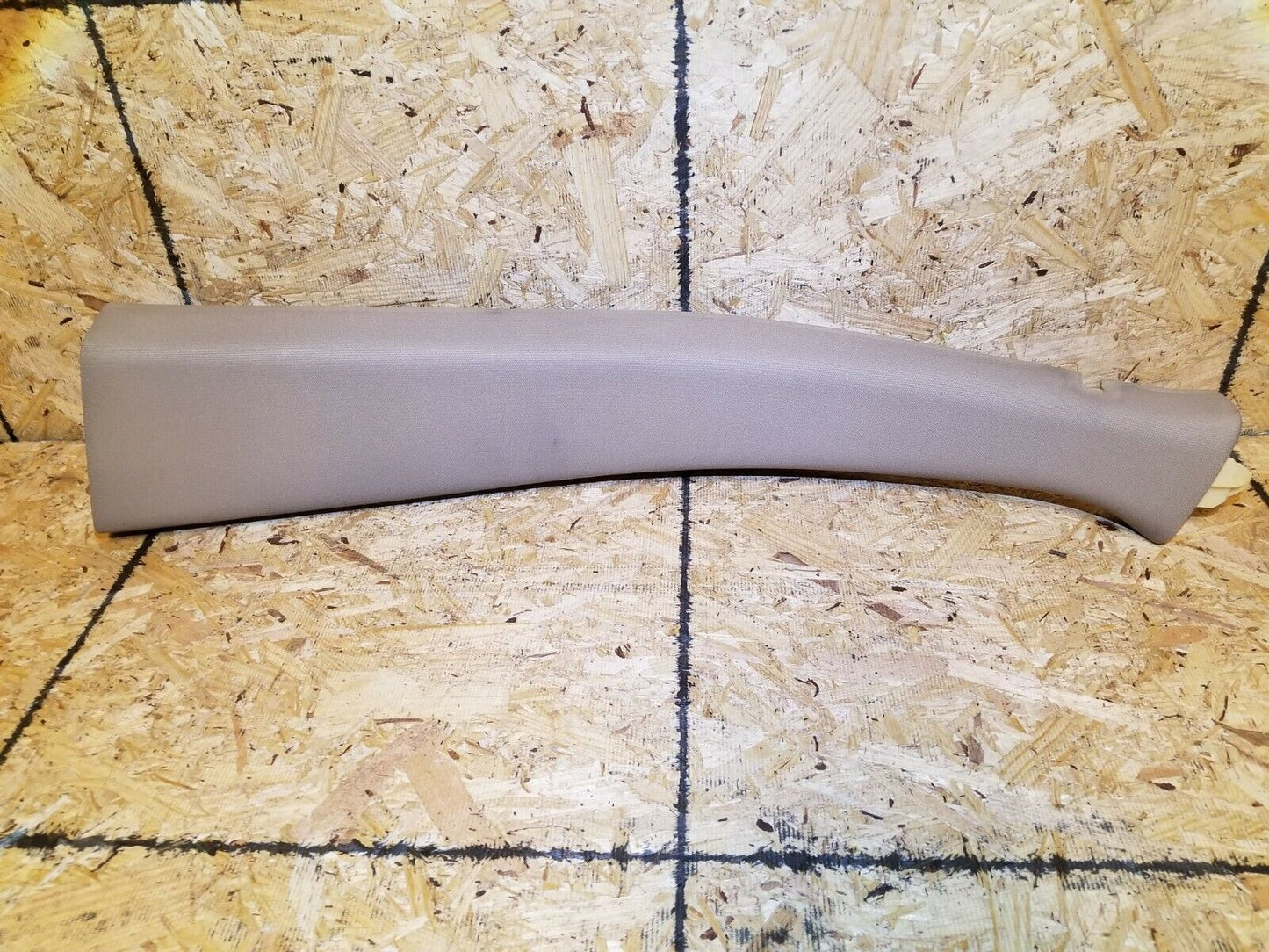 05 06 07 08 09 Cadillac SRX Left Driver Side B Pillar Trim OEM