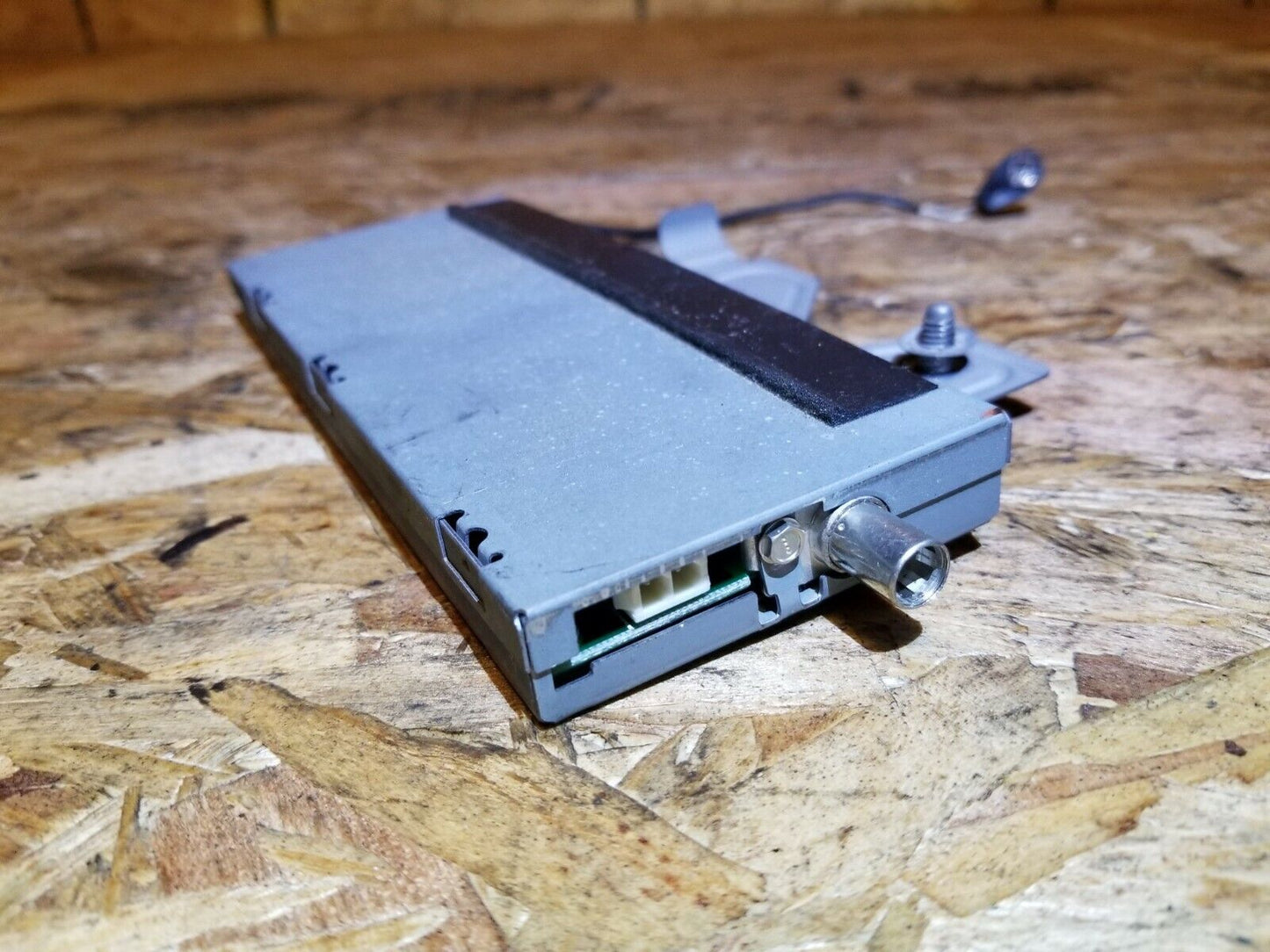 06 07 08 09 10 11 Cadillac DTS Radio Antenna Computer Control Module 1526866 OEM