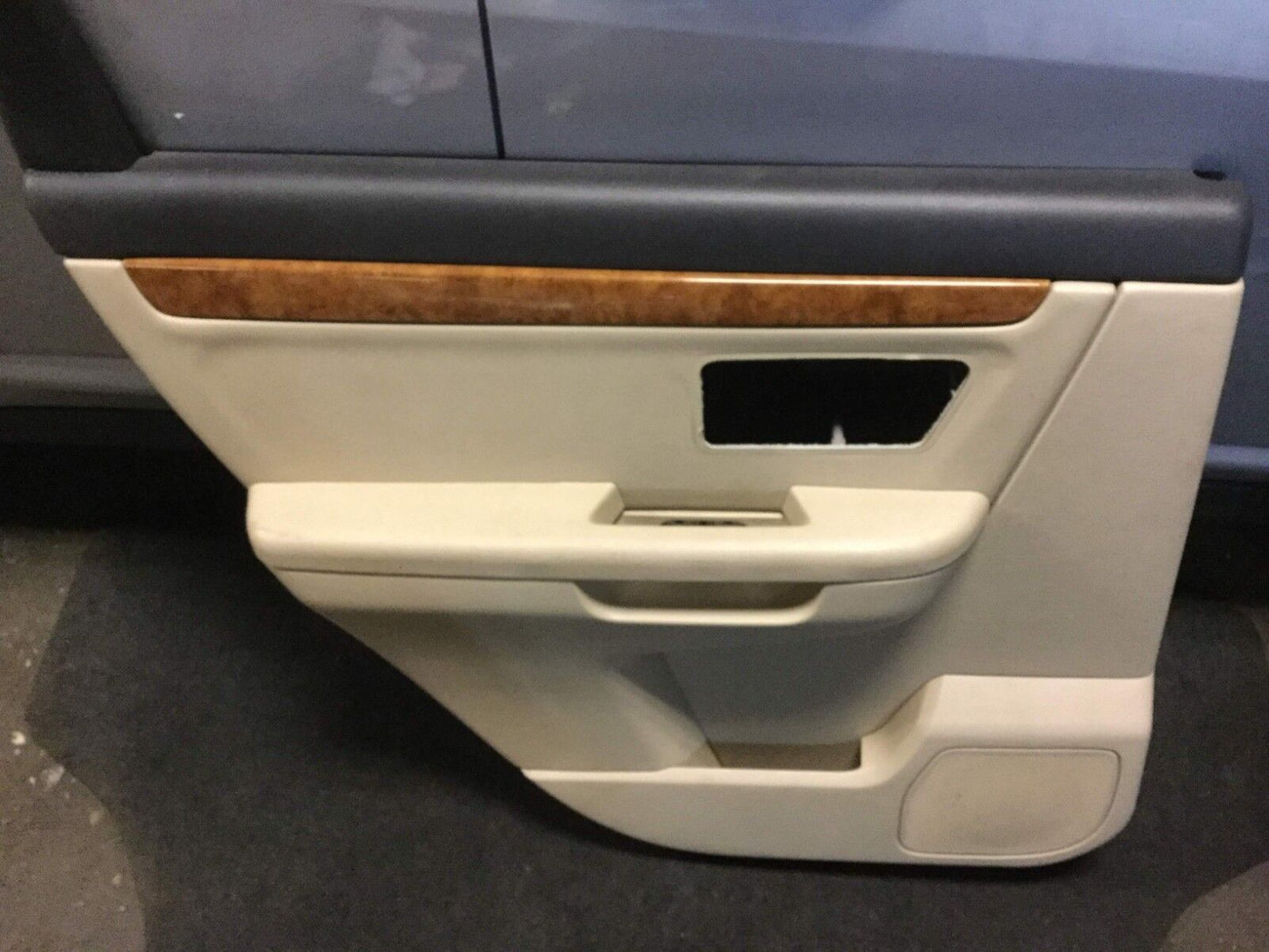 07 08 09 Suzuki Vitara Xl-7 Rear Left Door Panel Trim Driver Side OEM D9