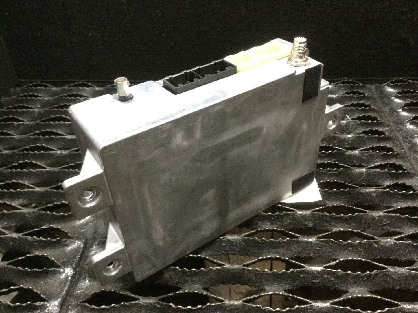 2005 05 Cadillac STS Motorola Onstar Communication Receiver Module OEM N41 79k
