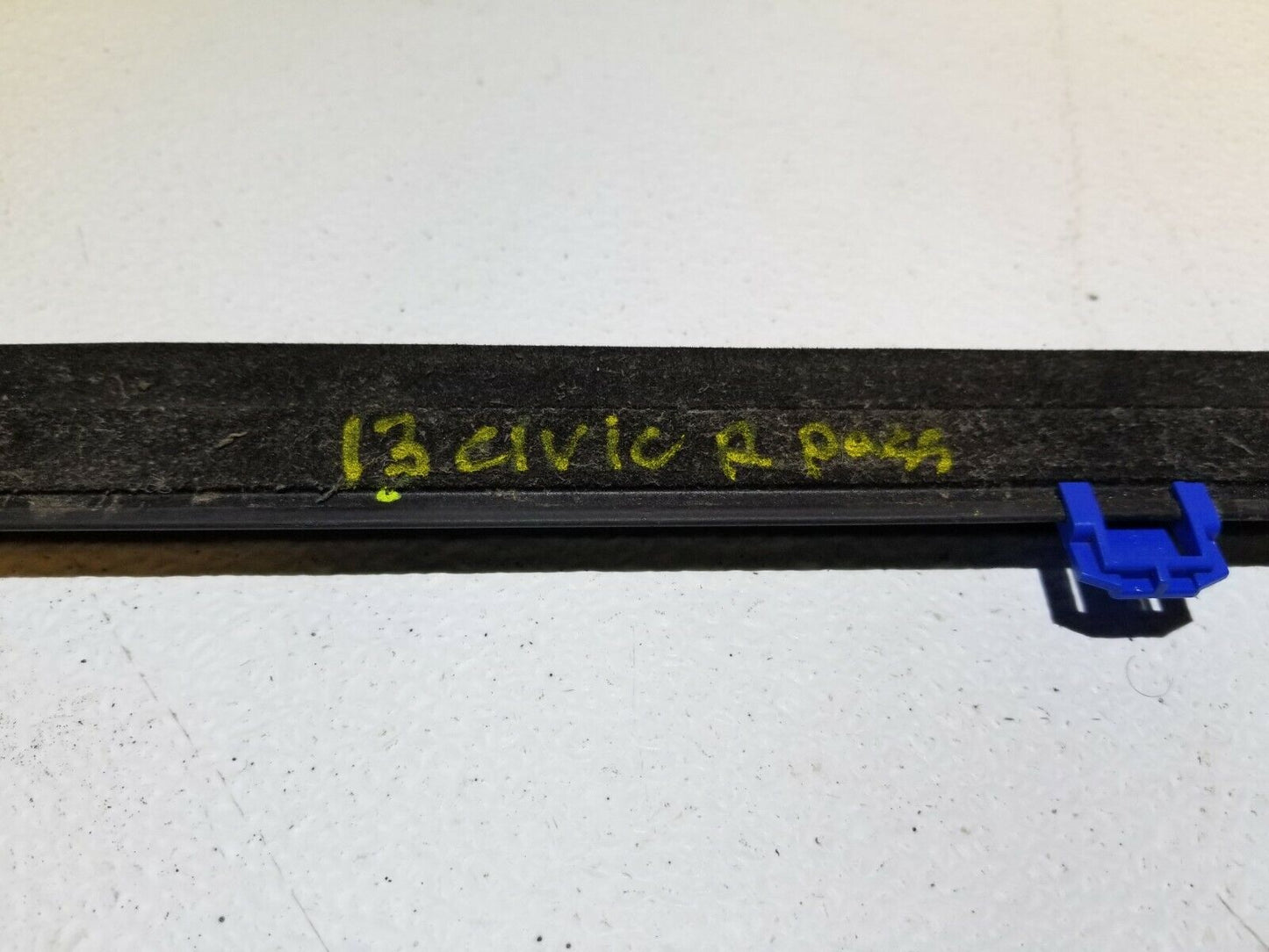 13 14 15 Honda Civic Sdn Rear Right Pass Door Window Belt Seal Molding OEM 89k