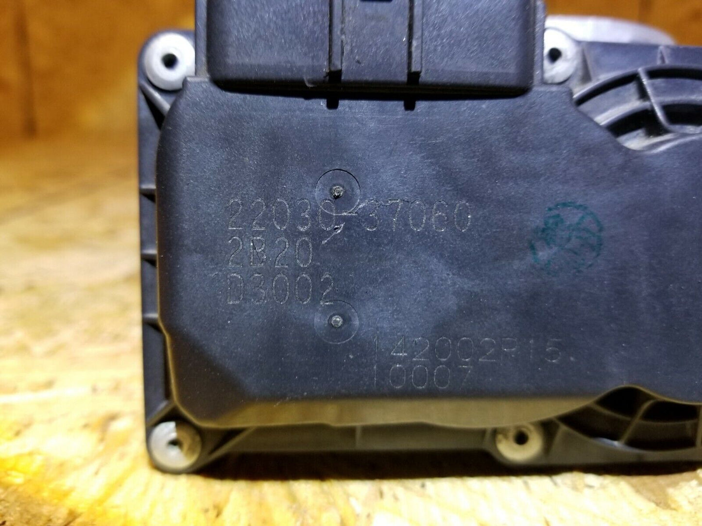 11 12 13 14 15 Lexus CT200h Throttle Body Valve OEM