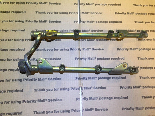 2006 2007 2008 2009 2010 Infiniti M35 Fuel Rail OEM