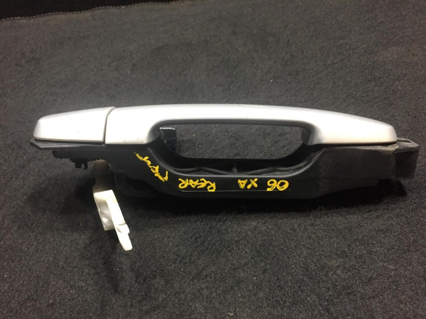 04 05 06 Scion Xa Rear Right Passenger Side Exterior Door Handle OEM D18