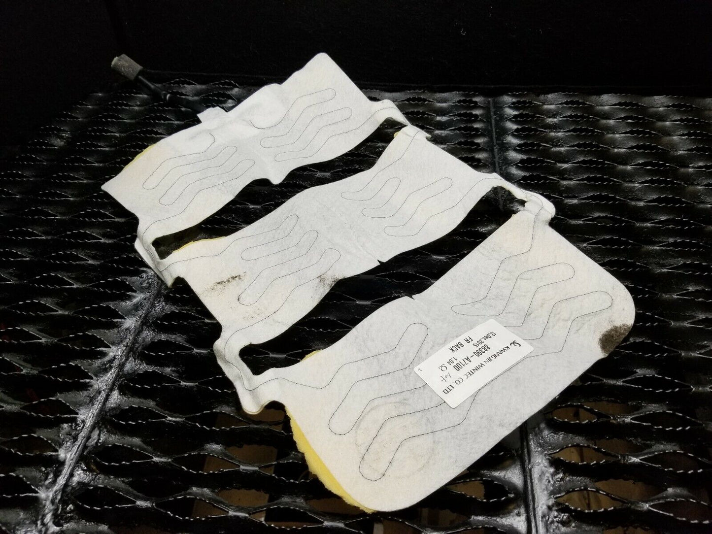 14 15 16 Kia Forte Front Right Passenger Seat Heater Element OEM 27k
