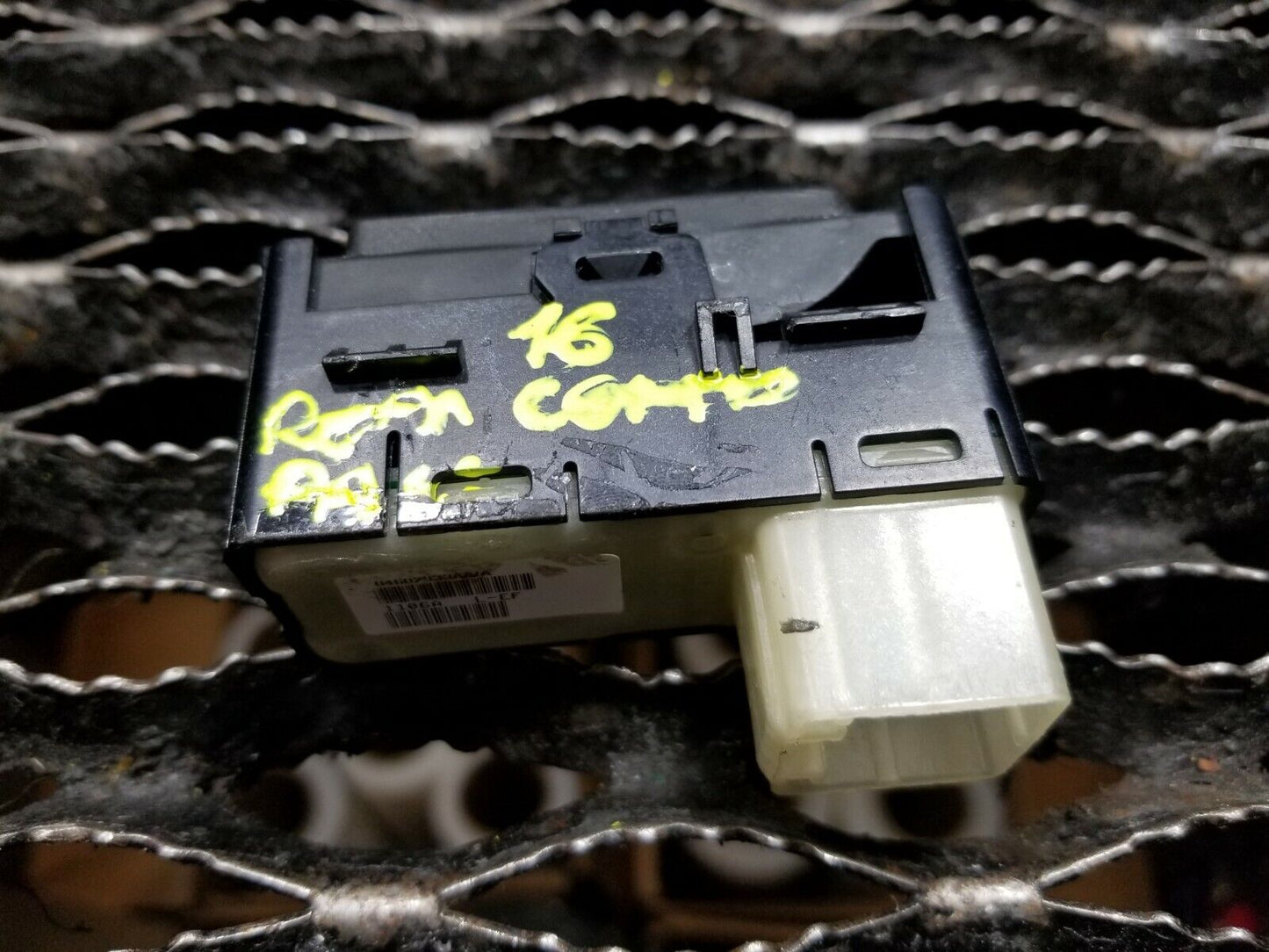 13 14 15 16 17 Jeep Compass Rear Right Pass Side Power Window Switch OEM 30k