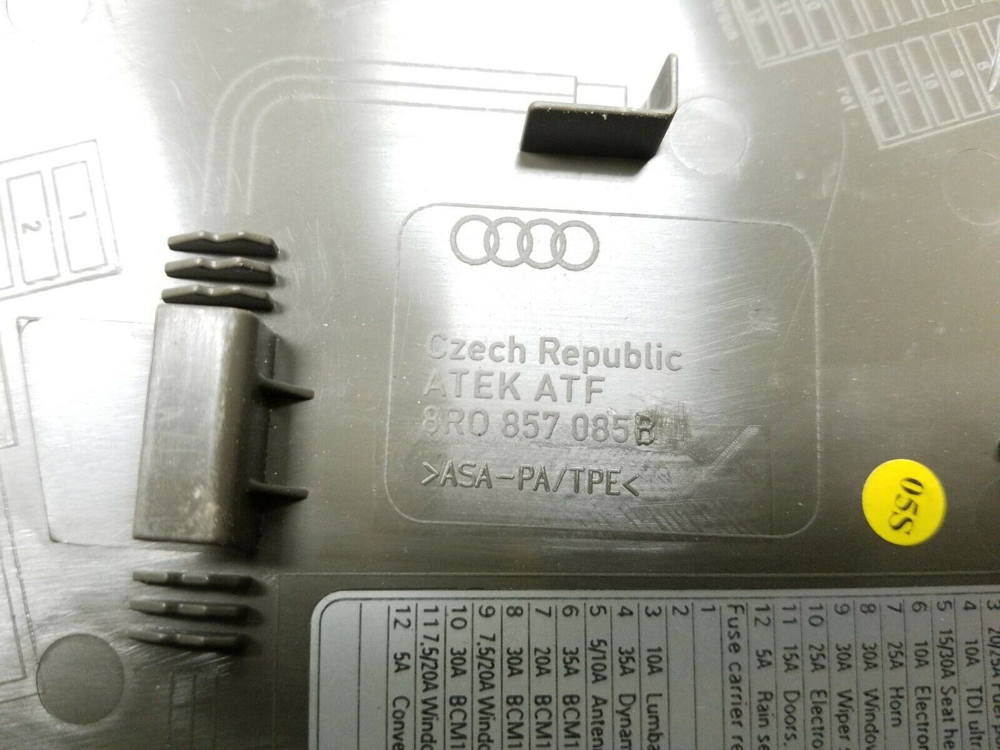 10 11 12 Audi Q5 Dash End Cap Cover Left Driver Side OEM 72k Miles