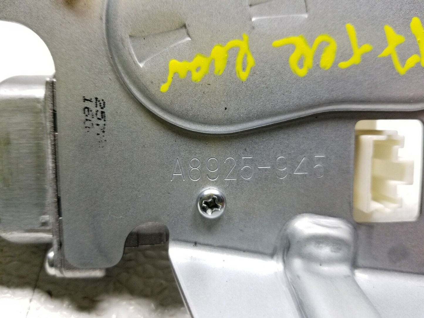 14 15 16 17 GMC Terrain Rear Wiper Motor OEM 14k Miles