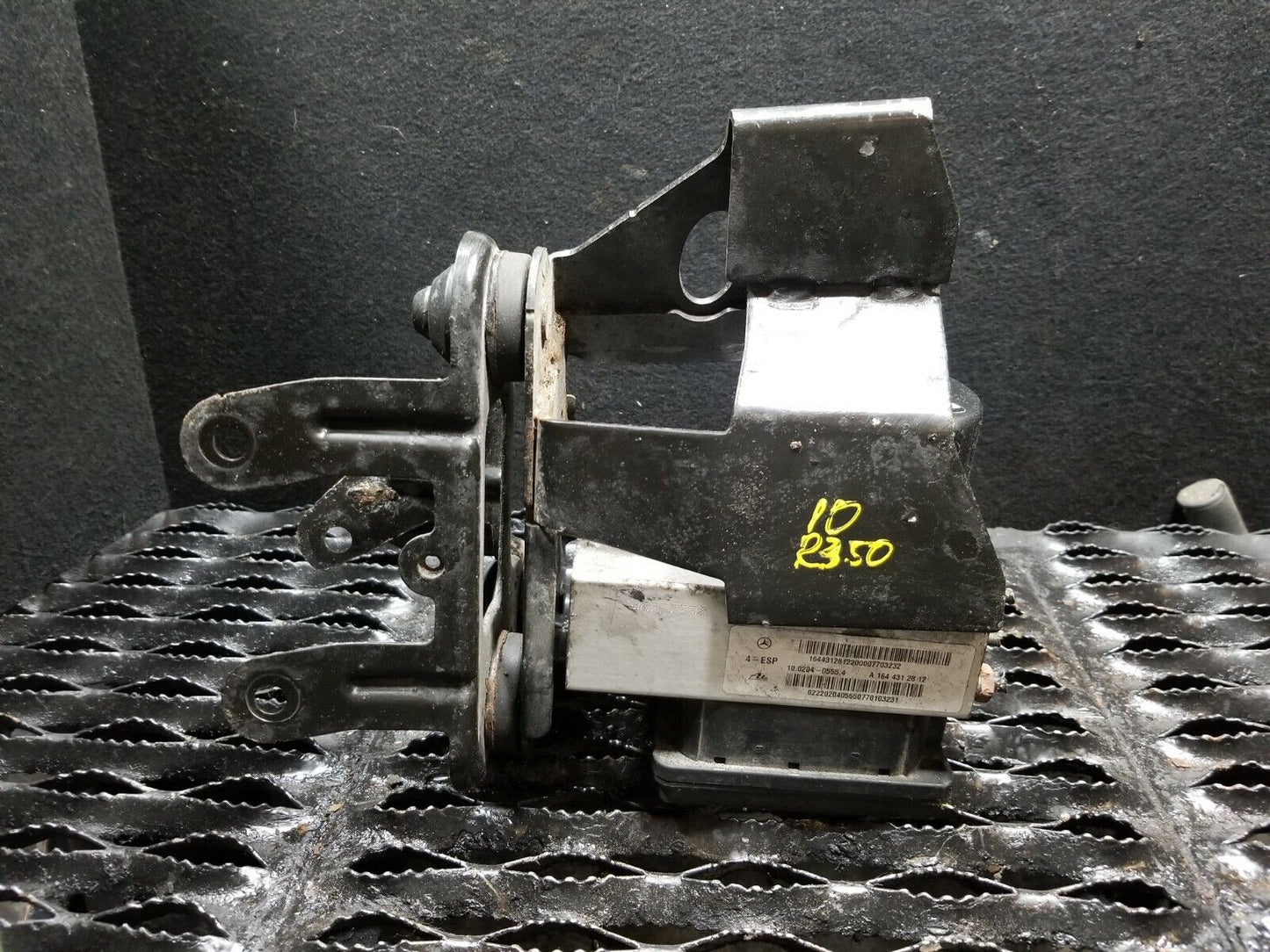 07 08 09 10 Mercedes-benz R350 ABS Anti Lock Brake Pump OEM