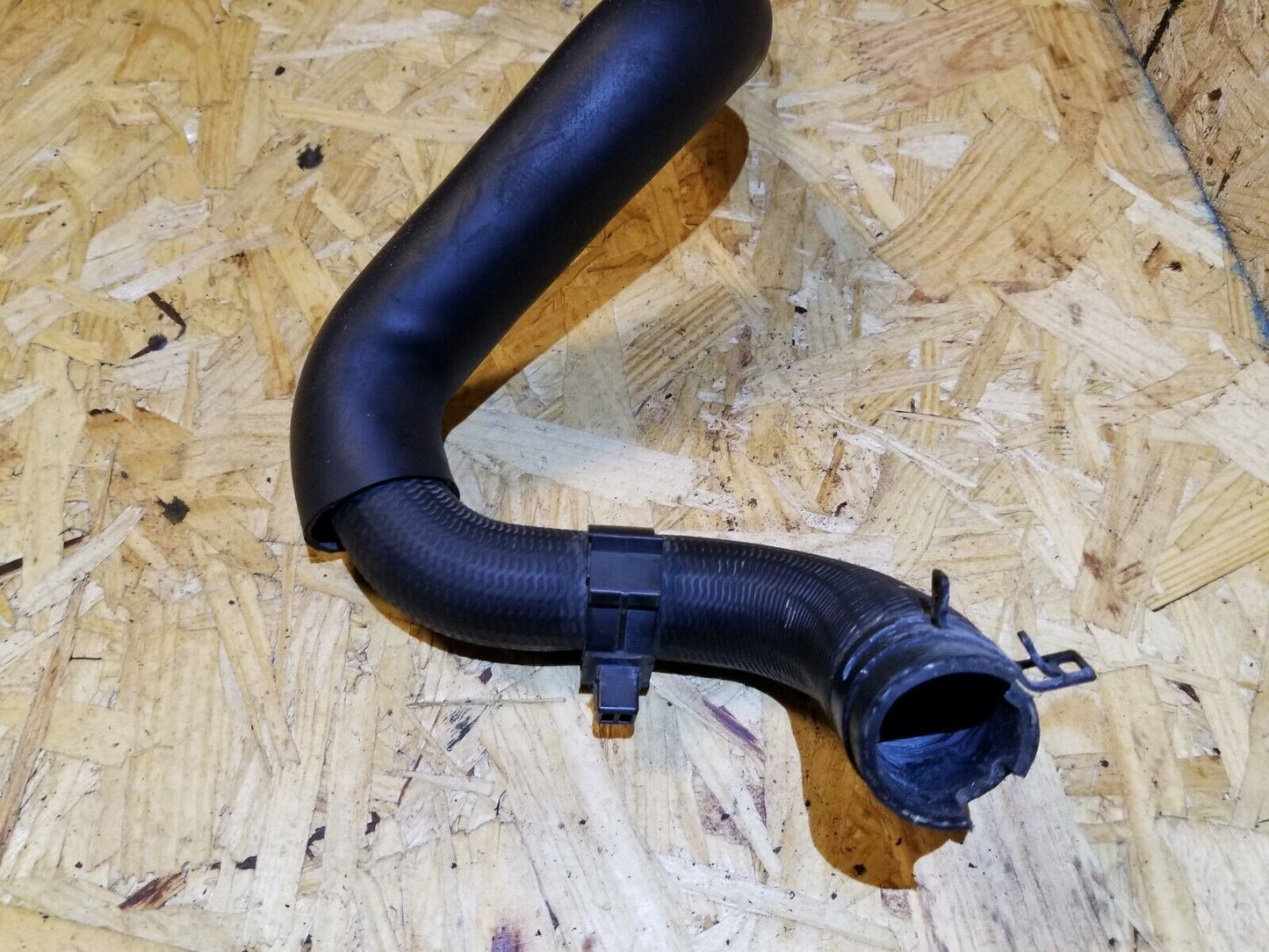 10 11 12 13 Mazda 3 Radiator Cooling Hose Tube Pipe OEM