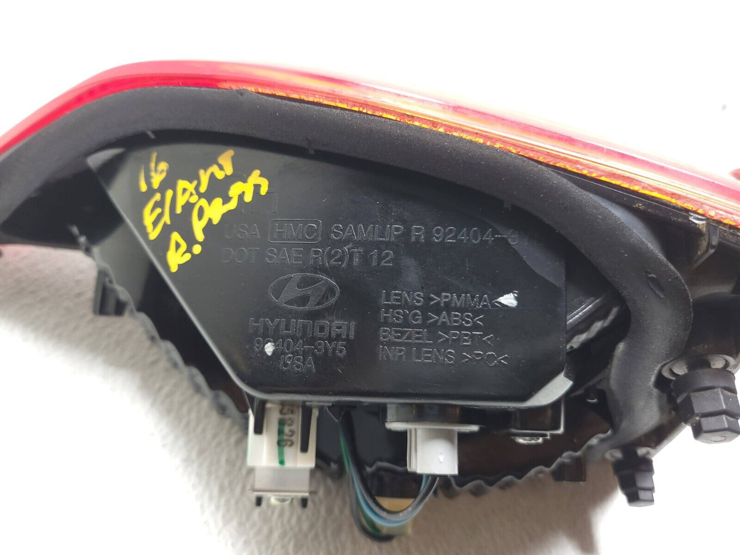 14 15 16 Hyundai Elantra Tail Light Inner Right Pass Side OEM Sedan