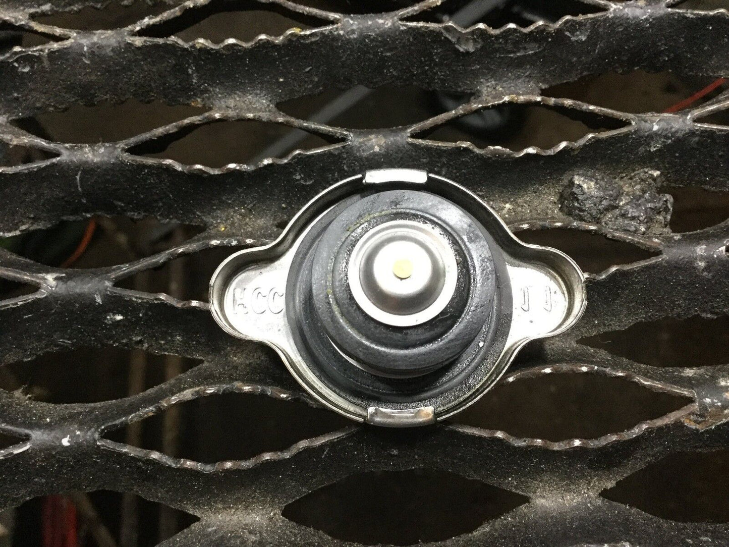 14 15 16 Kia Forte Radiator Filler Cap OEM