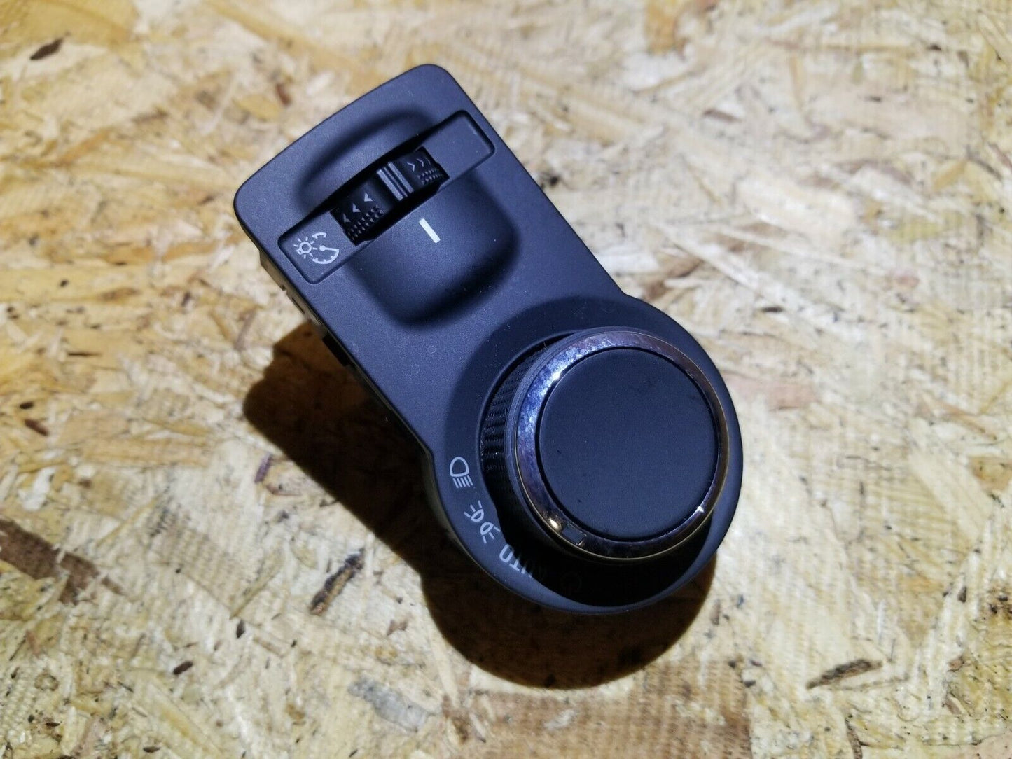 13 14 15 16 Buick Encore Headlight Switch OEM 32k