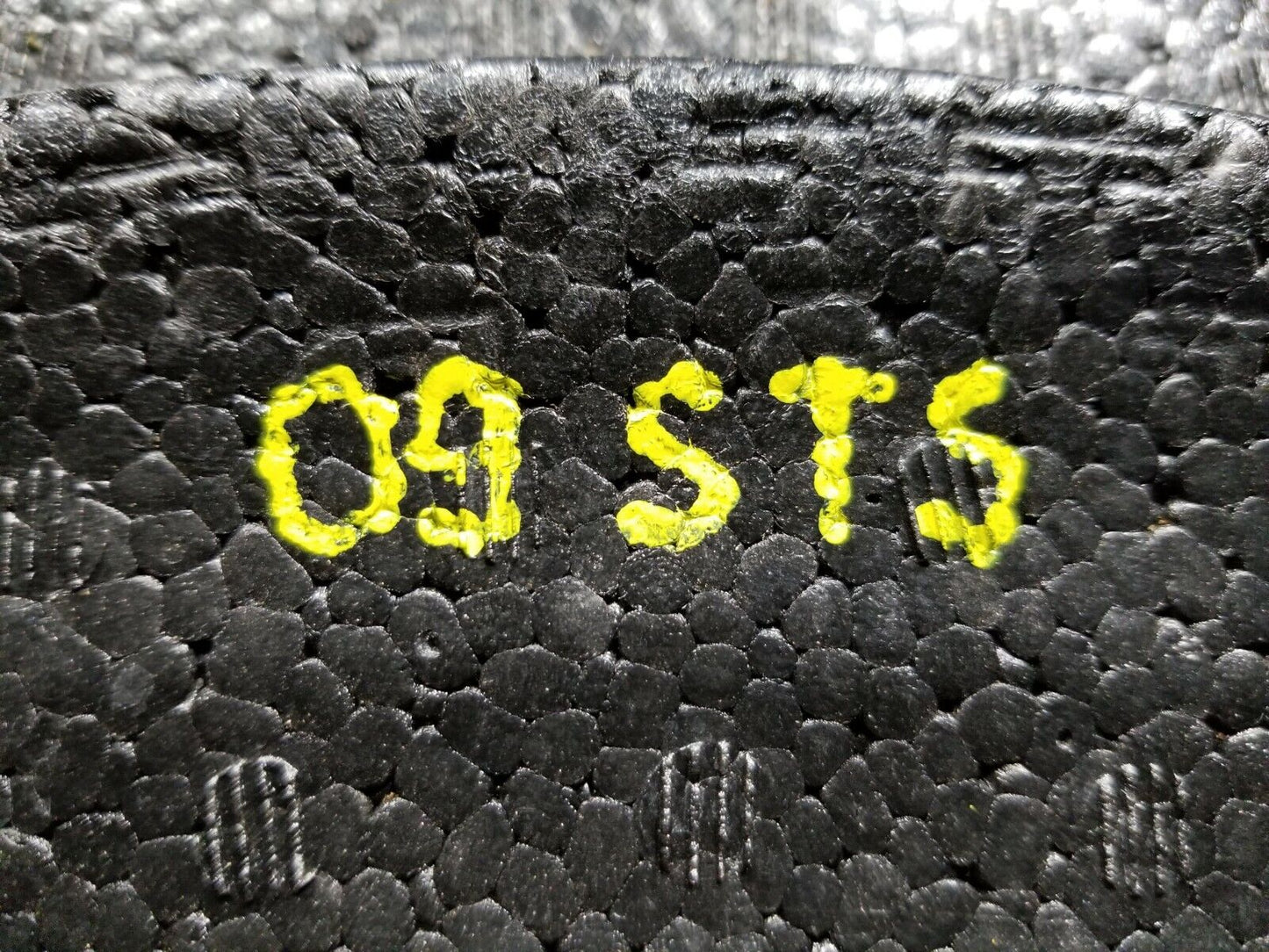 06 07 08 09 Cadillac STS Spare Tire Foam Support 25743724 OEM