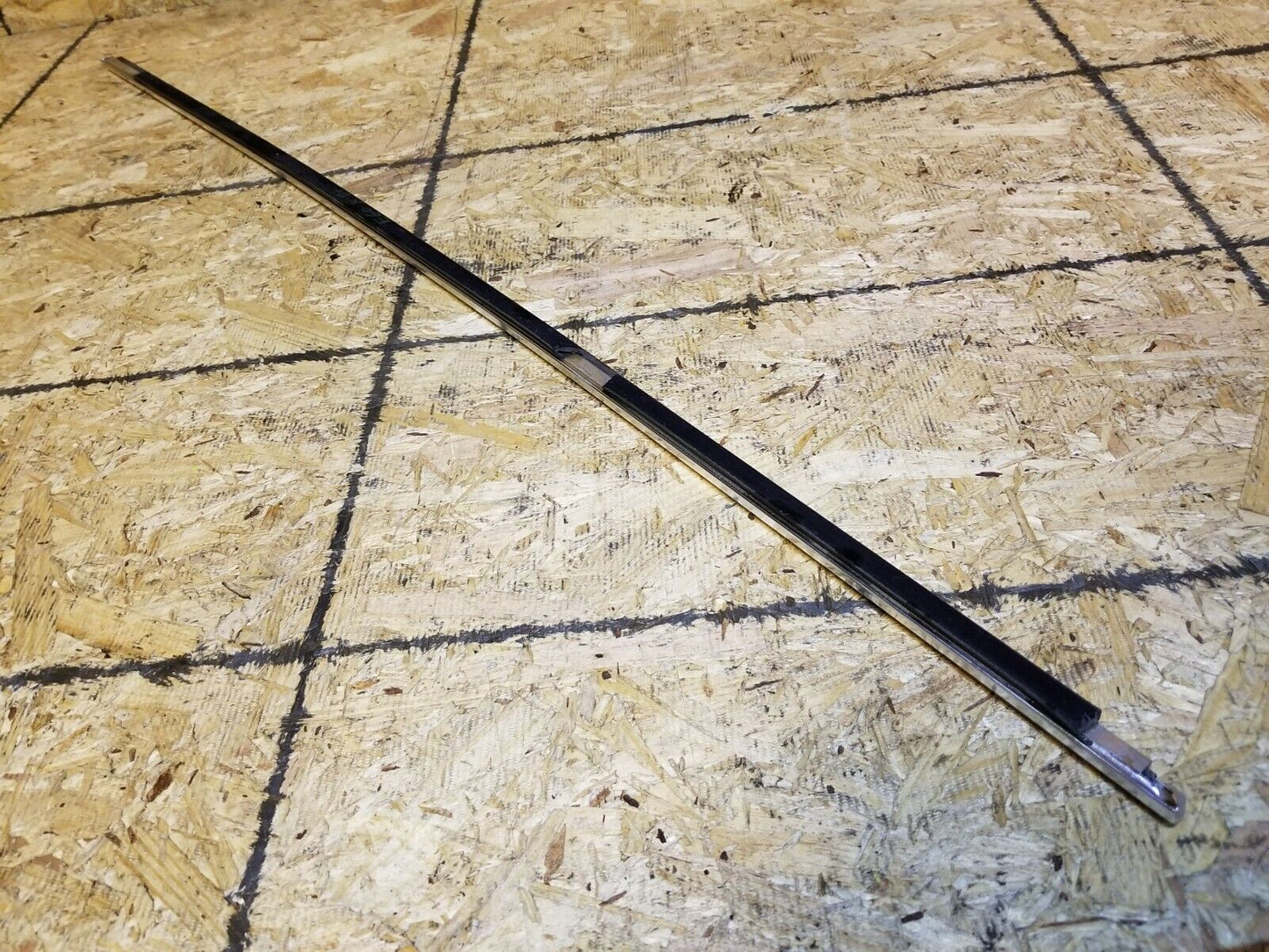 06 07 08 09 10 BMW 528i E60 Rear Left Driver Door Window Belt Seal Molding OEM