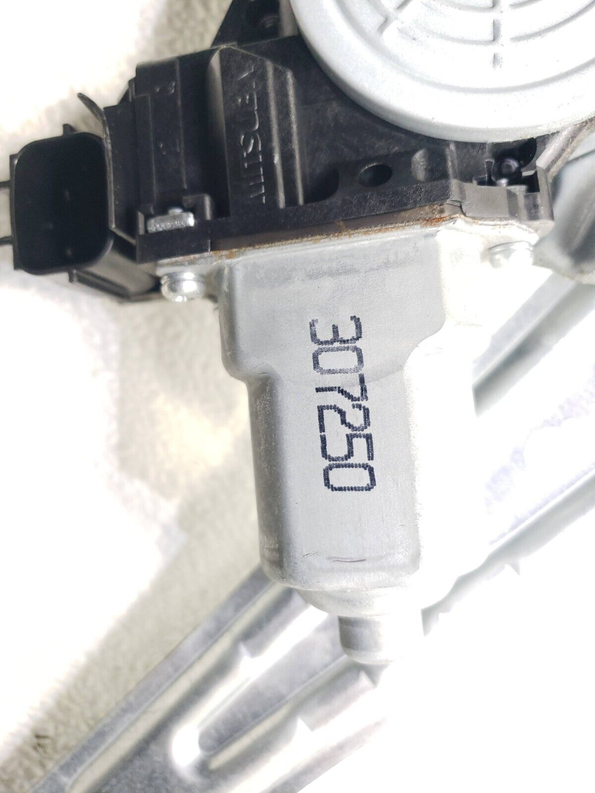 11 12 13 14 Nissan Juke Rear Door Window Regulator & Motor Passenger Side OEM