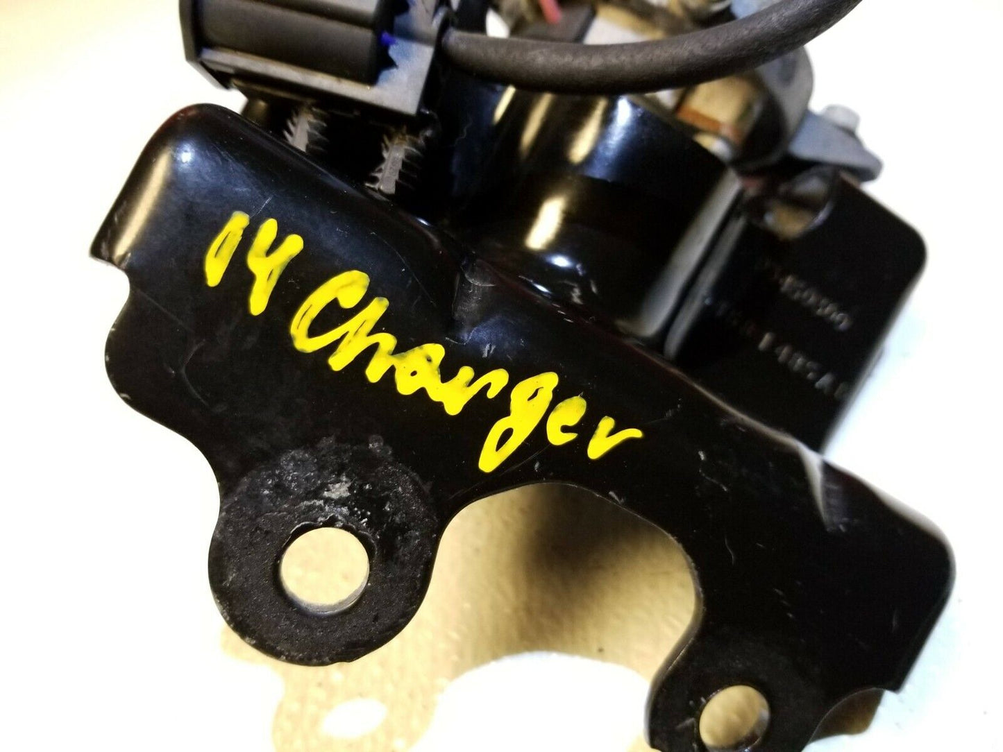 11 12 13 14 Dodge Charger 3.6l Brake Vacuum Pump OEM 92k