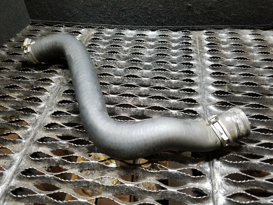 10 11 12 13 14 Ford Mustang Cabrio 4.0l Radiator Hose Pipe OEM