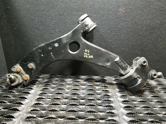 05 06 07 Volvo S40 2.4l Front Lower Control Arm Left Driver Side OEM