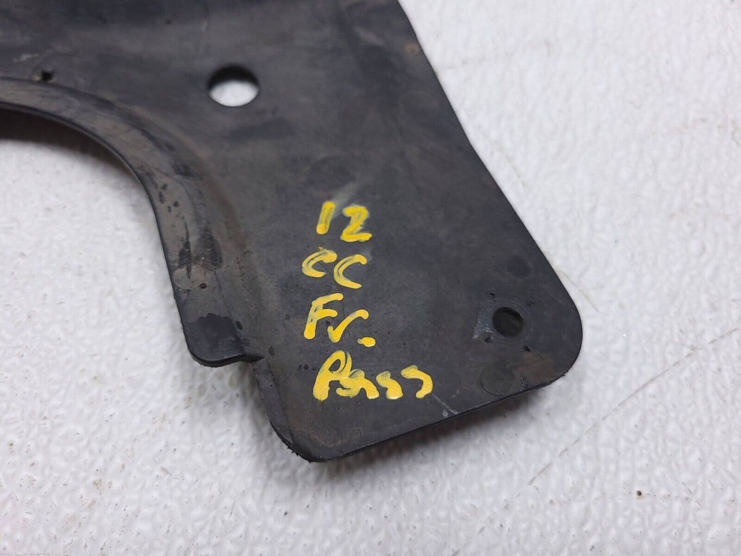 09 10 11 12 Volkswagen Cc Underbody Splash Guard Front Right Pass Side OEM