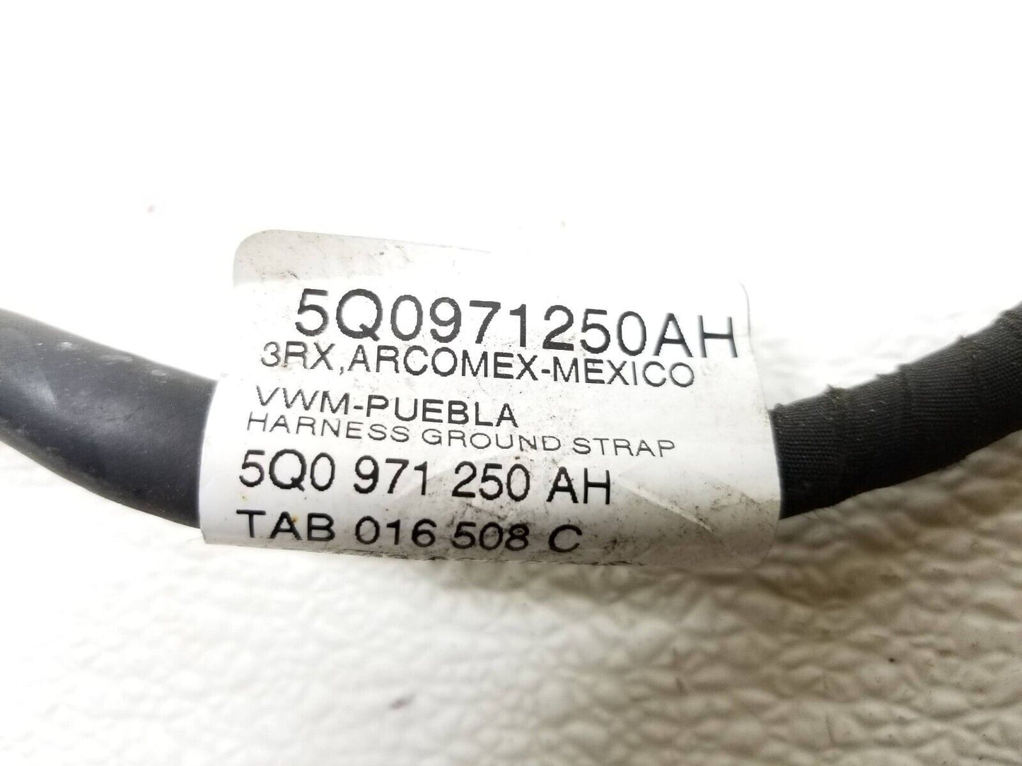 19 20 21 Volkswagen Jetta Battery Ground Cable 5q0971250ah  OEM