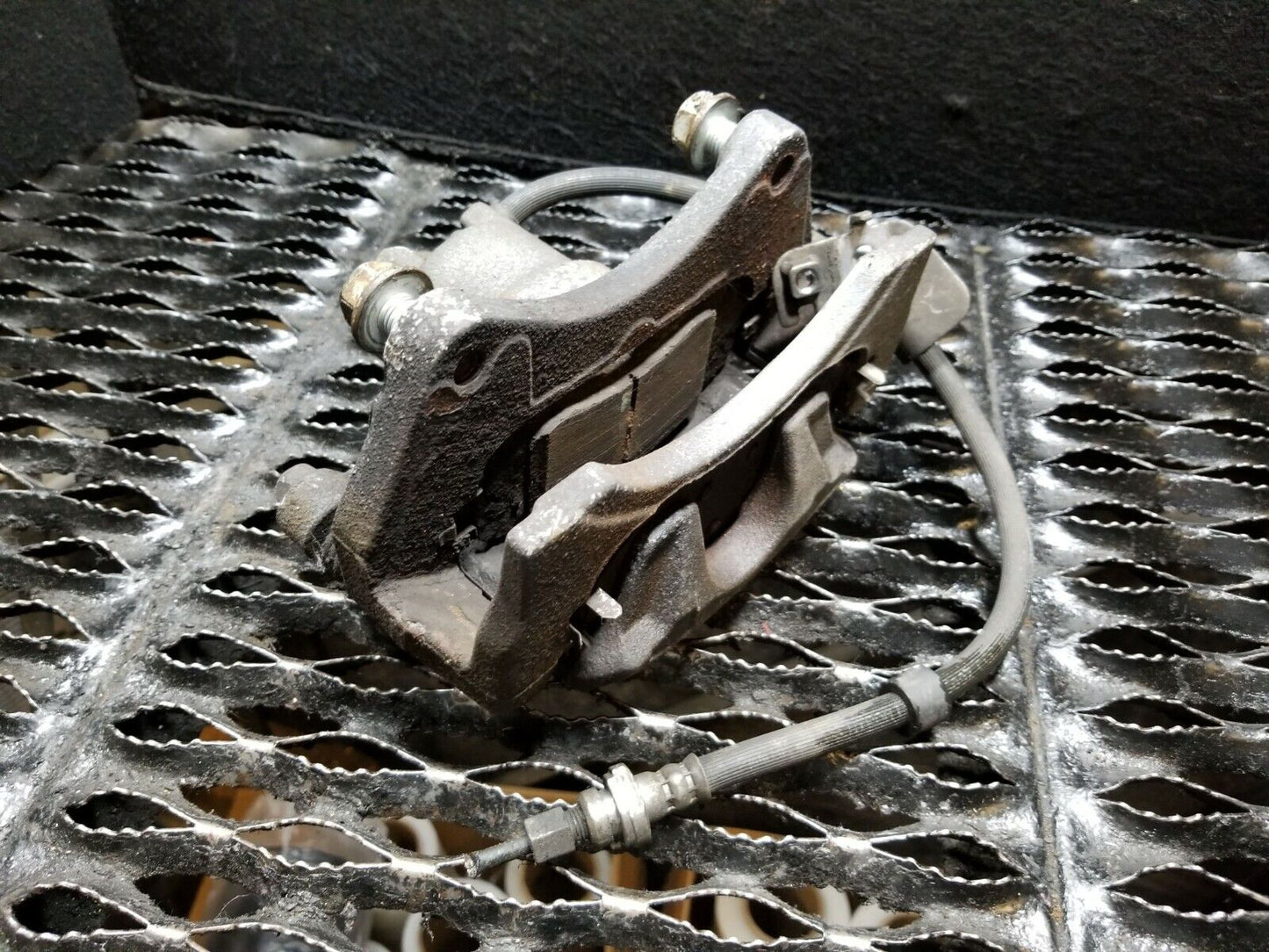 13 14 15 16 Jeep Compass Front Right Brake Caliper Passenger Side OEM 30k Miles