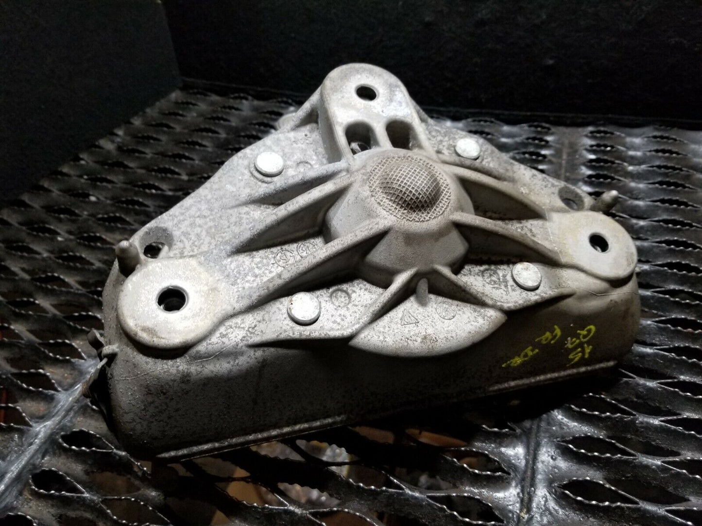 11 12 13 14 15  Audi Q7 Front Upper Control Arm Left Driver Side OEM 87k Miles