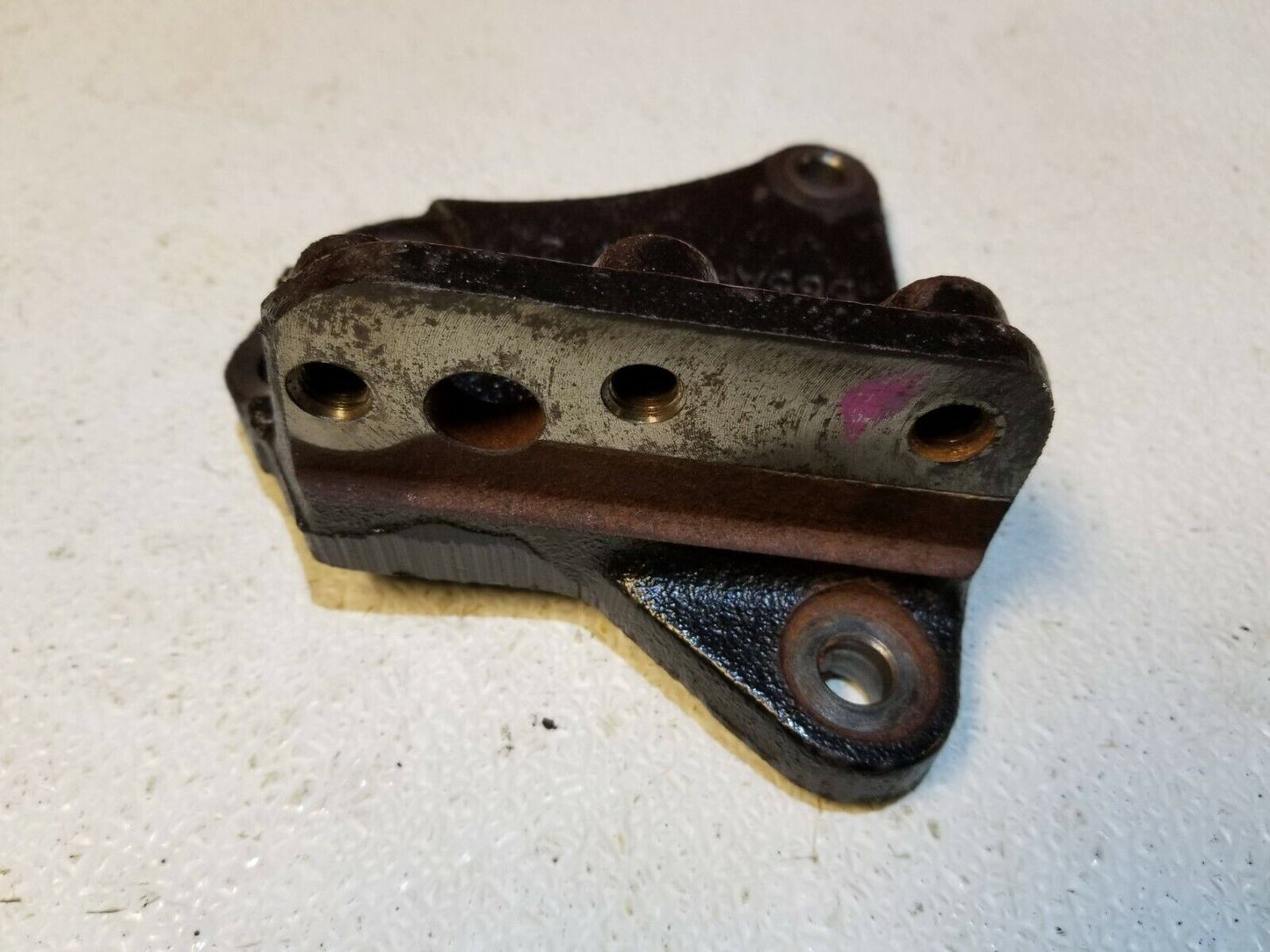 13 14 15 16 Jeep Compass 2.4l Engine Mount Bracket OEM