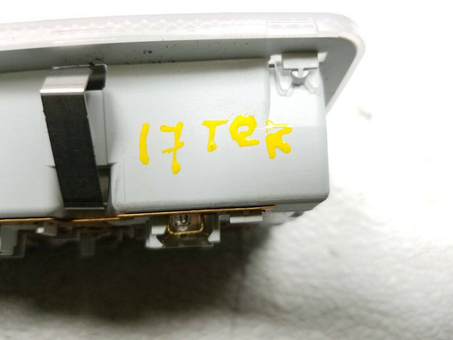 14 15 16 17 GMC Terrain Roof Center Overhead Dome Light Lamp OEM 14k Miles