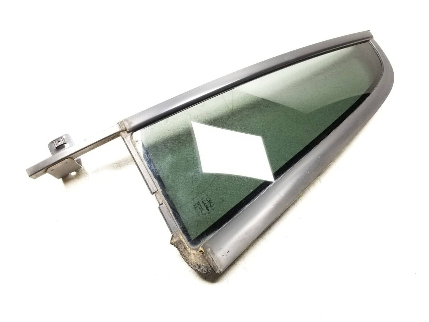 2007 - 2014 Lincoln Navigator Rear Left Driver Side Door Vent Window Glass OEM