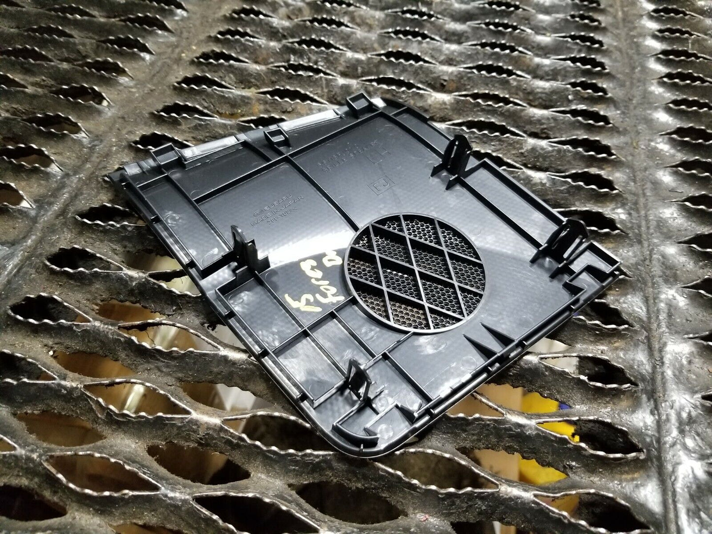 14 15 16 Subaru Forester Dash Left Driver Side Speaker Grille Trim OEM