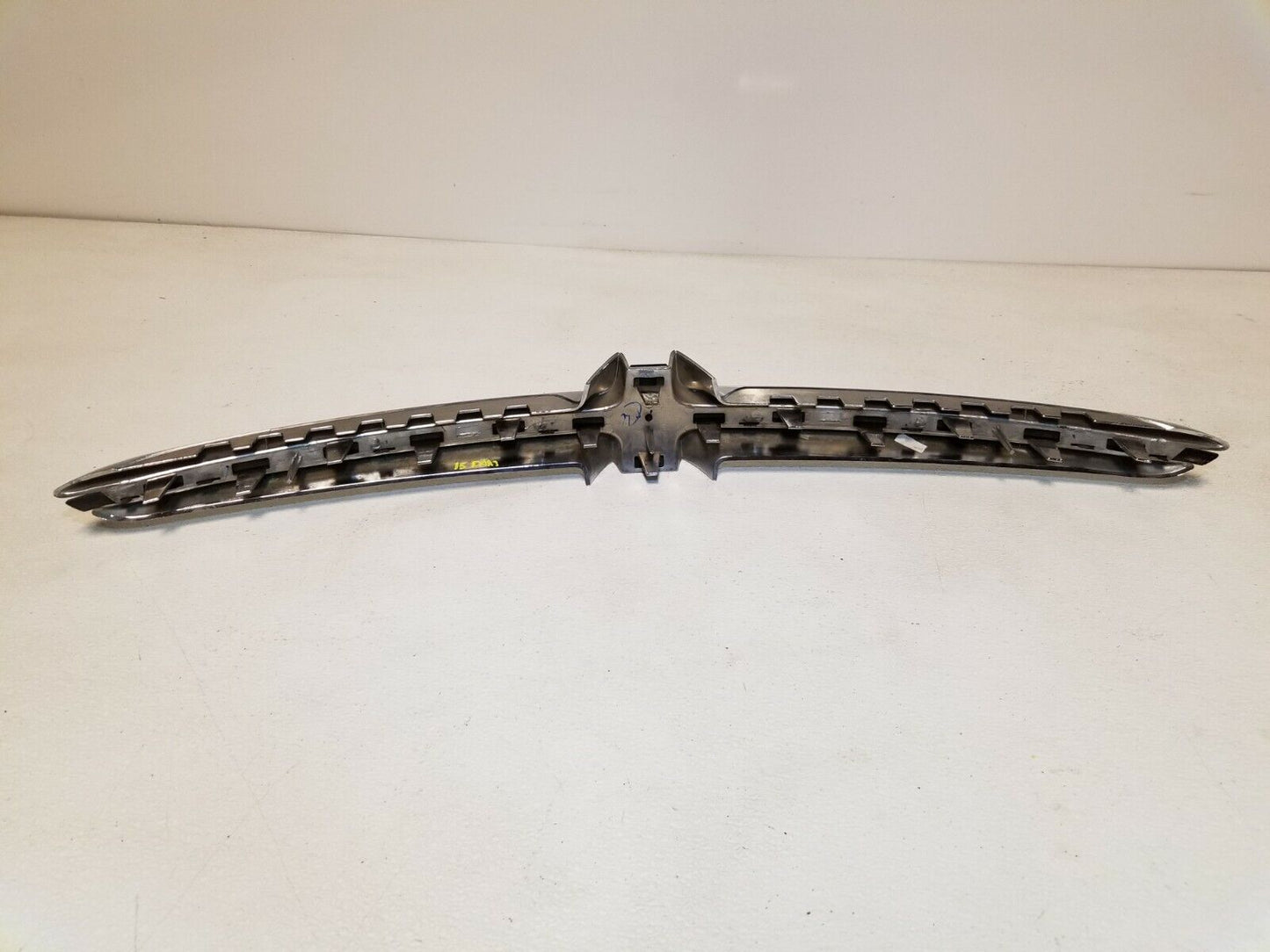 13 14 15 16  Dodge Dart Front Grille Chrome Trim Molding Ome 76k Miles