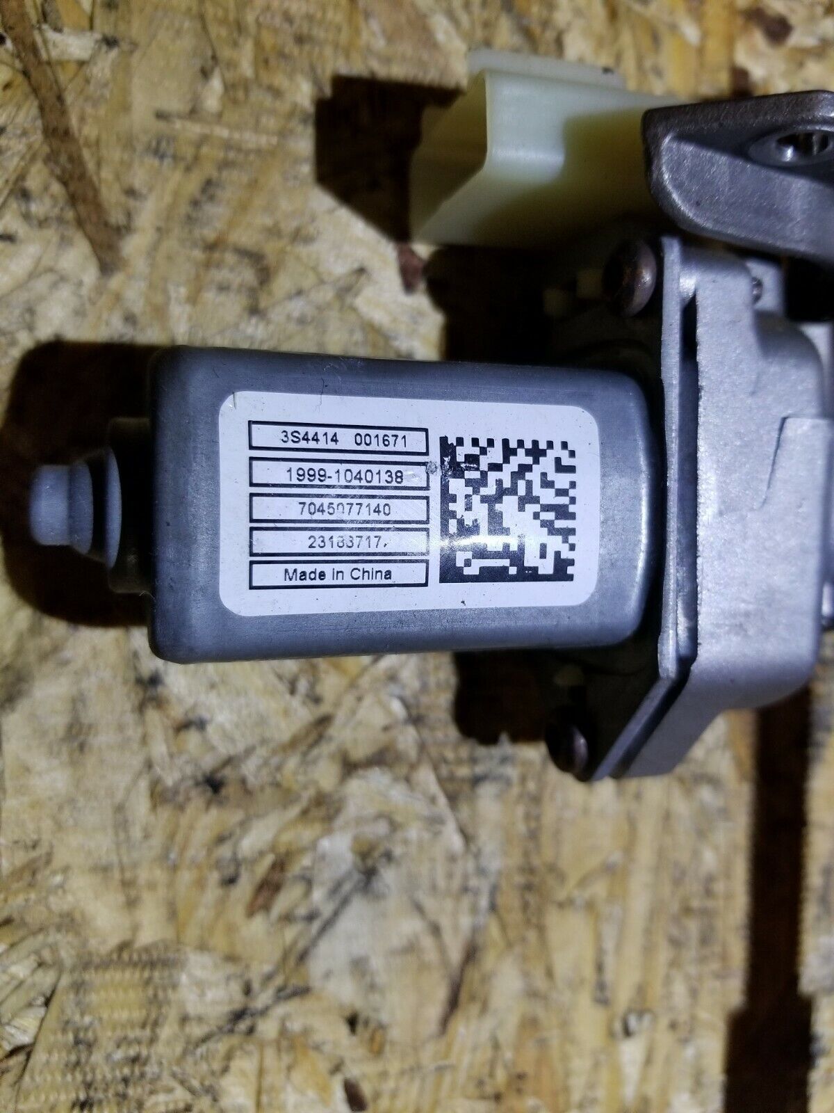 17 18 19 20 Cadillac Xt5 Steering Column Telescope Tilt  Motor OEM