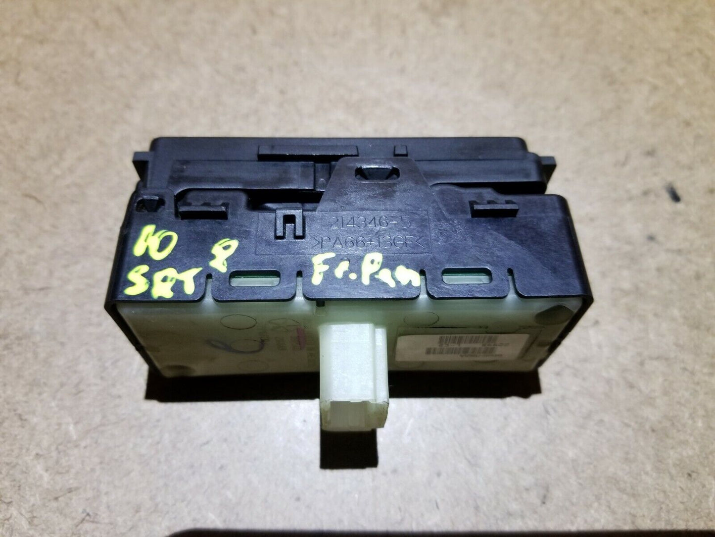 07 08 09 10 Jeep Grand Cherokee Srt8 Front Right Pass Door Window Switch OEM