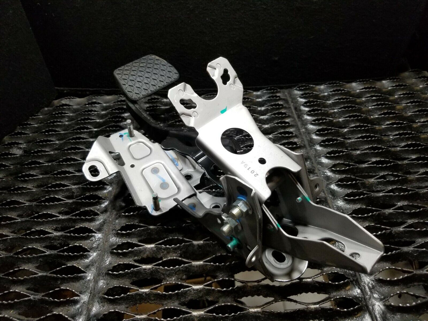 18 19 20 Ford Ecosport Brake Pedal Assembly OEM